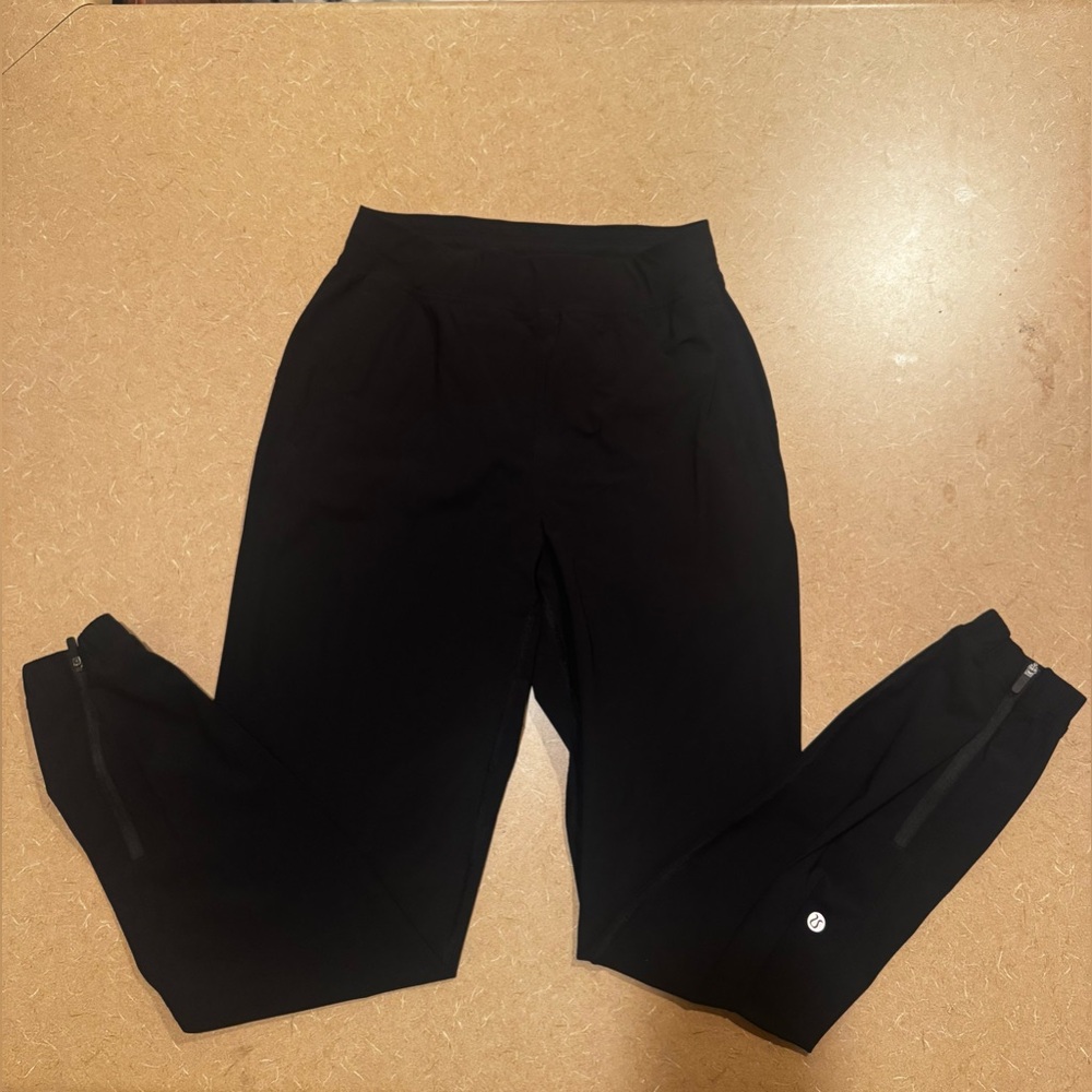 NWOT Lululemon Adapted State Jogger
